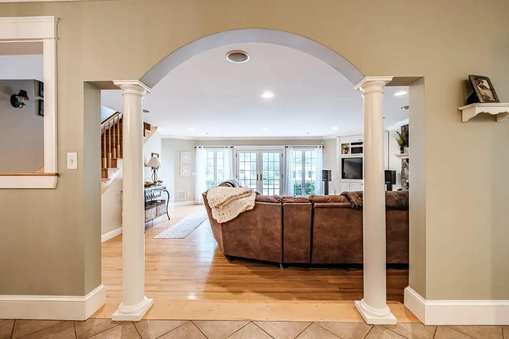 18 Herrick Road Gorham ME 04038