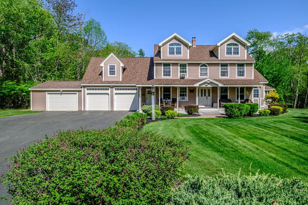 18 Herrick Road Gorham ME 04038