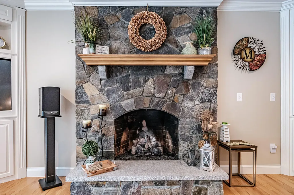 18 Herrick Road Gorham ME 04038