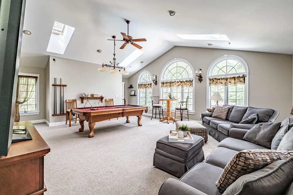 18 Herrick Road Gorham ME 04038
