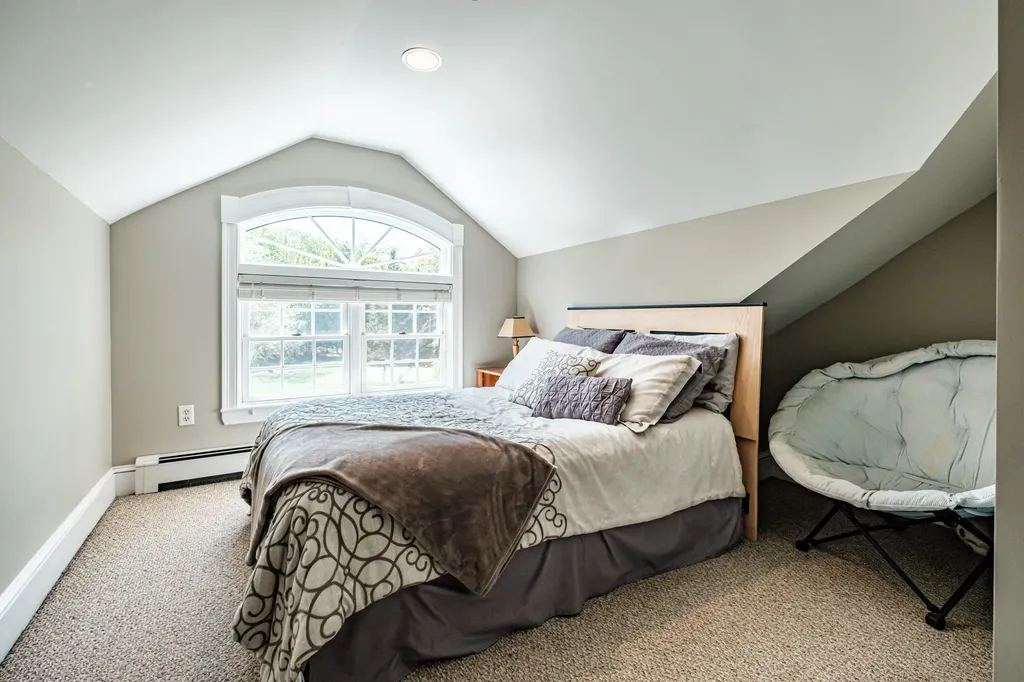 18 Herrick Road Gorham ME 04038