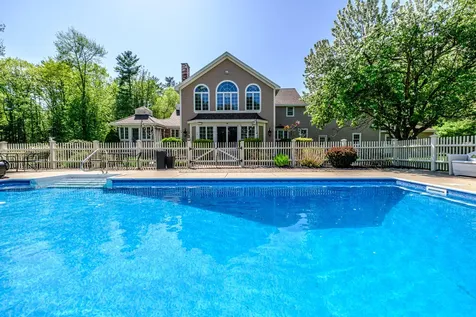 18 Herrick Road Gorham ME 04038