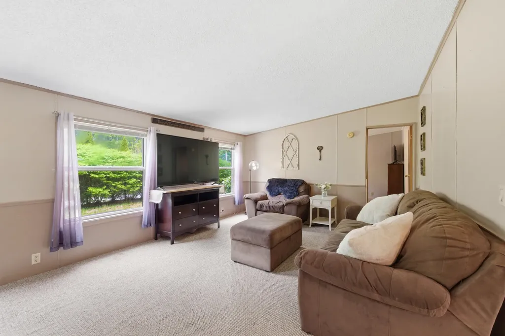 1 Boundary Way Kennebunk ME 04043