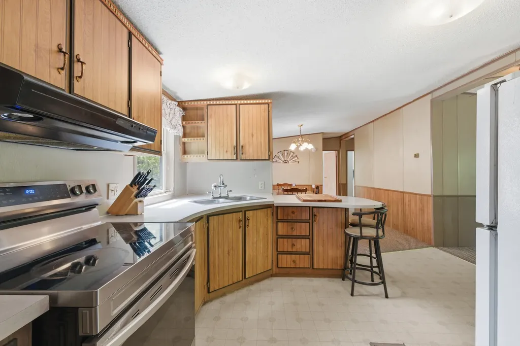 1 Boundary Way Kennebunk ME 04043