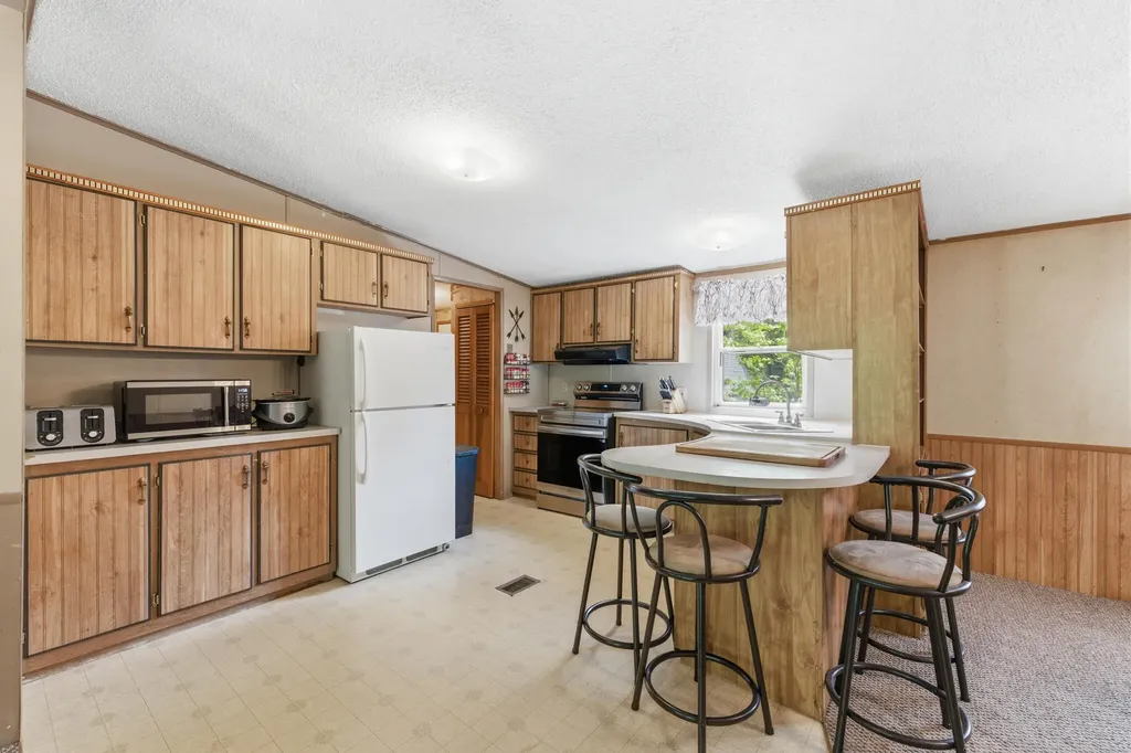 1 Boundary Way Kennebunk ME 04043