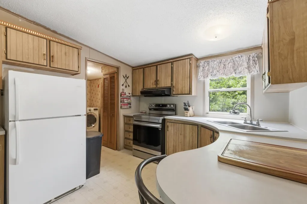 1 Boundary Way Kennebunk ME 04043