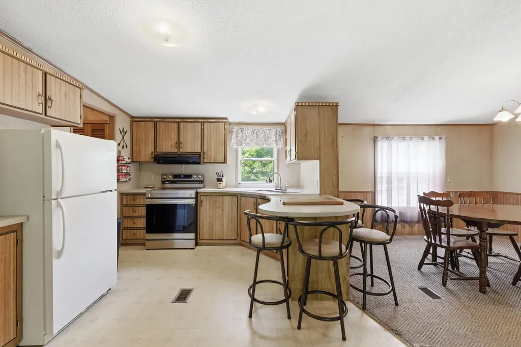 1 Boundary Way Kennebunk ME 04043