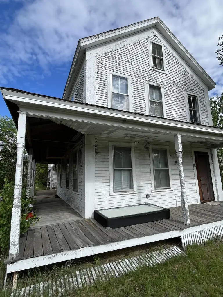 80 Foxes Ridge Road Acton ME 04001