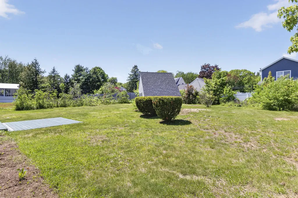 3 Pilgrim Lane Saco ME 04072
