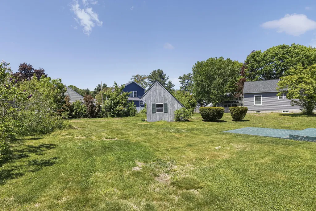 3 Pilgrim Lane Saco ME 04072