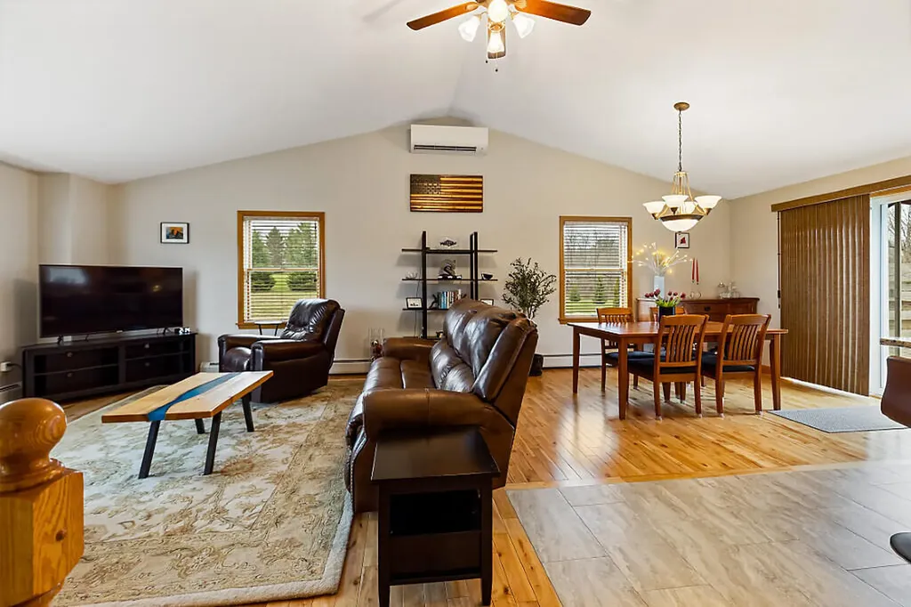 52 Alfalfa Road Sidney ME 04330