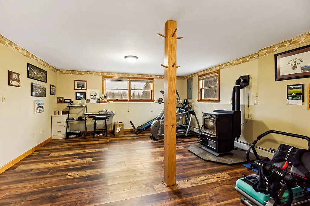 52 Alfalfa Road Sidney ME 04330