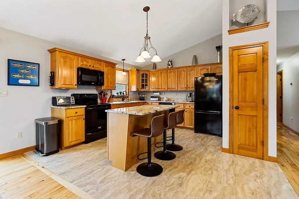 52 Alfalfa Road Sidney ME 04330