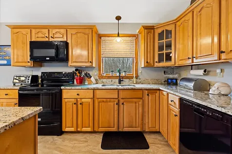52 Alfalfa Road Sidney ME 04330