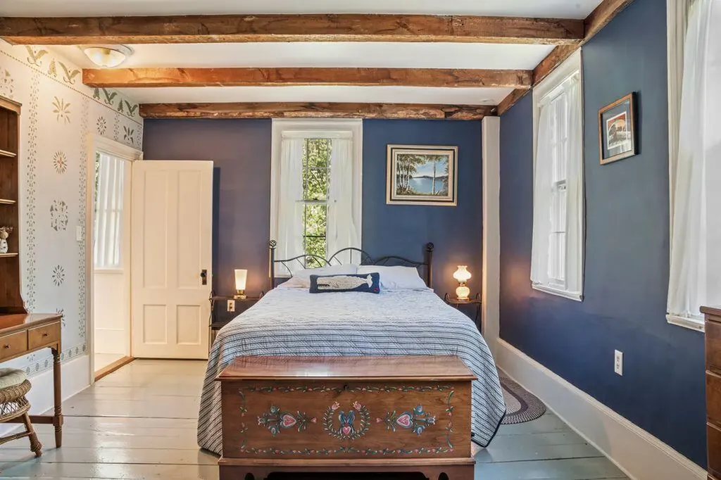 7 Storer Street Kennebunk ME 04043