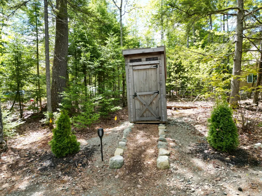 147 Woodcock Drive Lincoln ME 04457