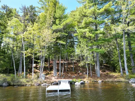 147 Woodcock Drive Lincoln ME 04457