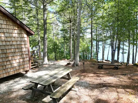 147 Woodcock Drive Lincoln ME 04457