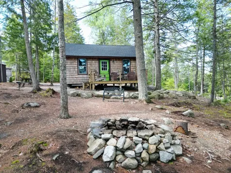 147 Woodcock Drive Lincoln ME 04457