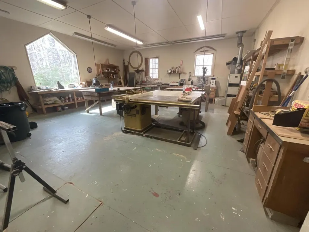 2122 Atlantic Highway Lincolnville ME 04849