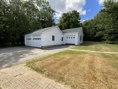2122 Atlantic Highway Lincolnville ME 04849