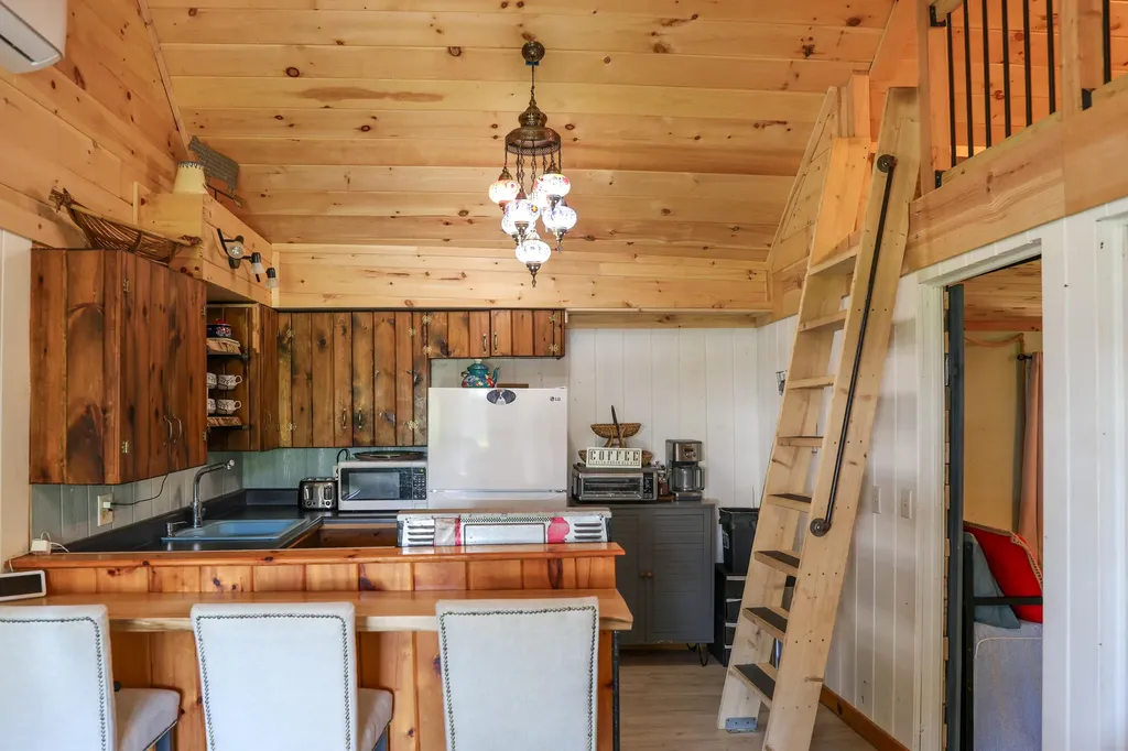 11 Mike's Lane Smithfield ME 04978