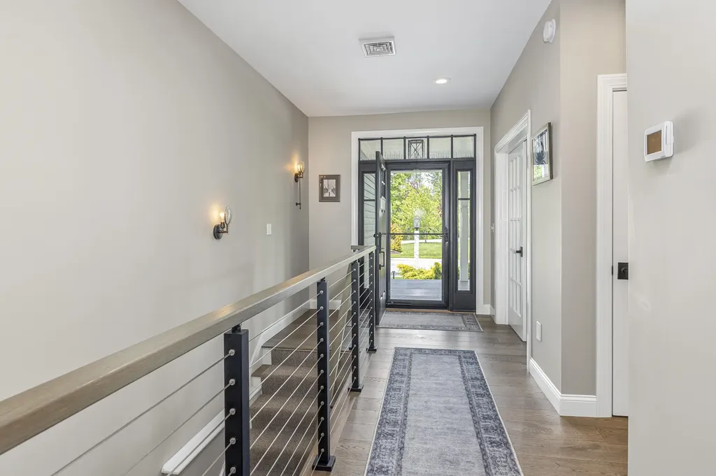84 Magnolia Lane Yarmouth ME 04096