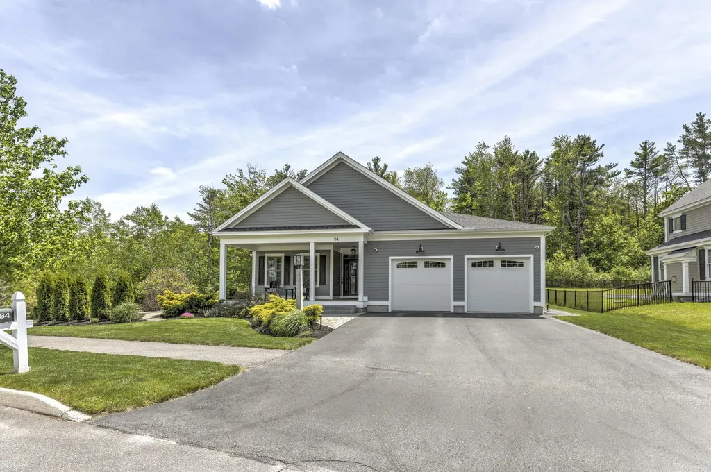 84 Magnolia Lane Yarmouth ME 04096