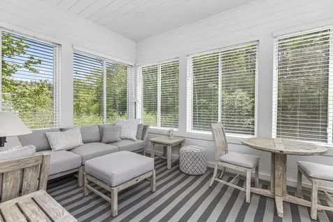 84 Magnolia Lane Yarmouth ME 04096