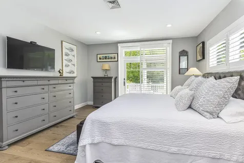 84 Magnolia Lane Yarmouth ME 04096
