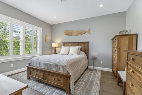 84 Magnolia Lane Yarmouth ME 04096
