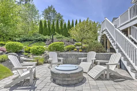 84 Magnolia Lane Yarmouth ME 04096
