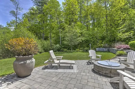 84 Magnolia Lane Yarmouth ME 04096