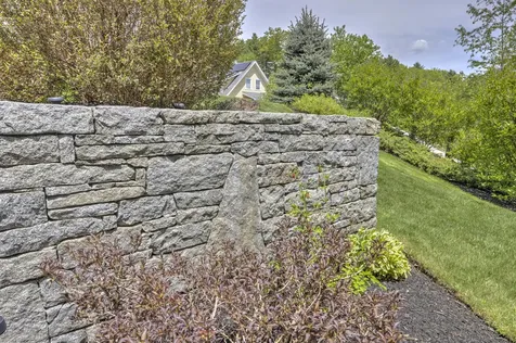 84 Magnolia Lane Yarmouth ME 04096