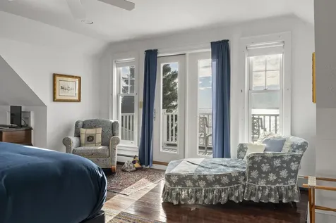 26 Miradon Lane Southport ME 04576