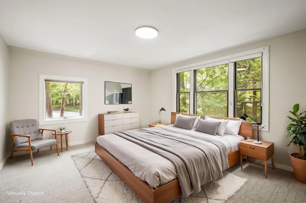 31 Concord Place Cape Elizabeth ME 04107