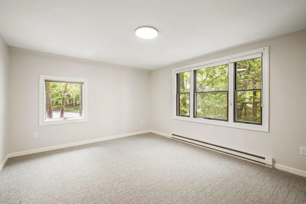 31 Concord Place Cape Elizabeth ME 04107
