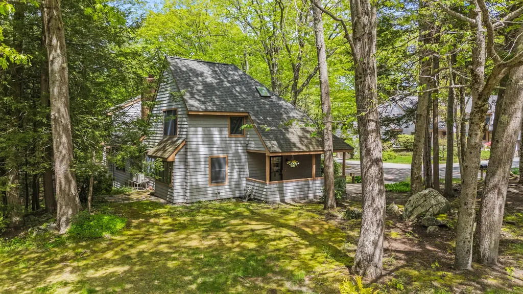 31 Concord Place Cape Elizabeth ME 04107