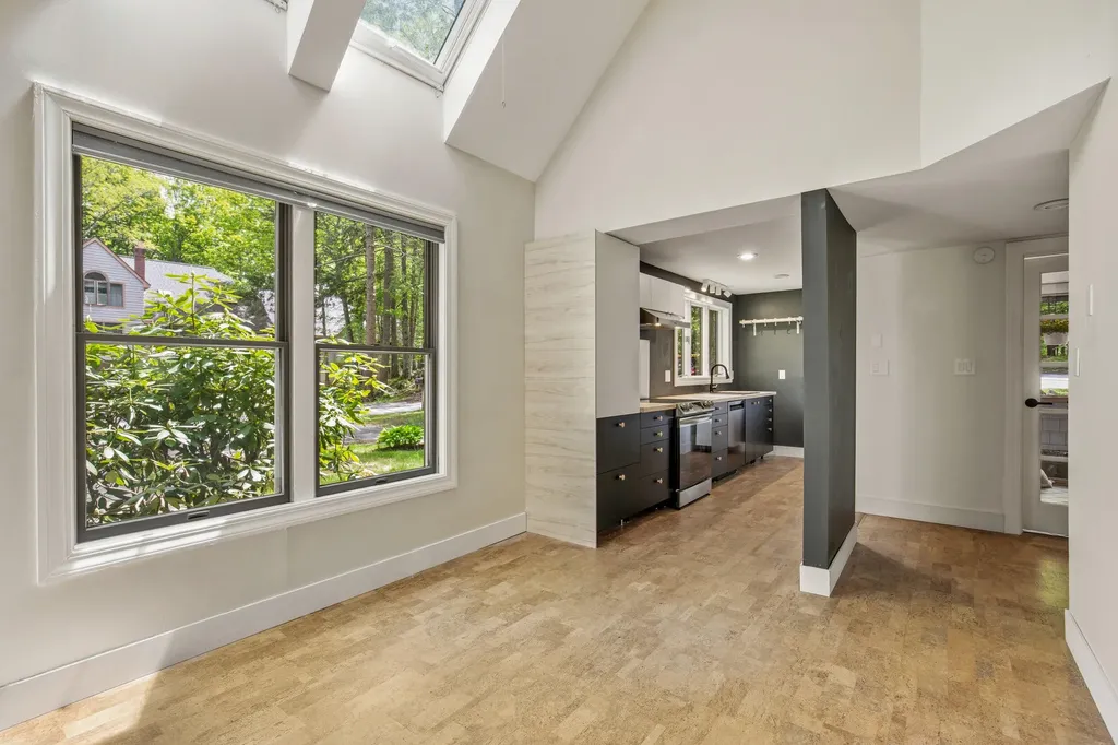 31 Concord Place Cape Elizabeth ME 04107