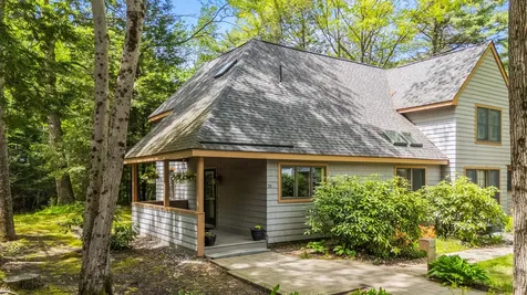 31 Concord Place Cape Elizabeth ME 04107