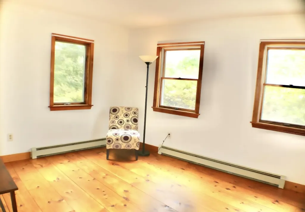 145 Linscott Road North Berwick ME 03906