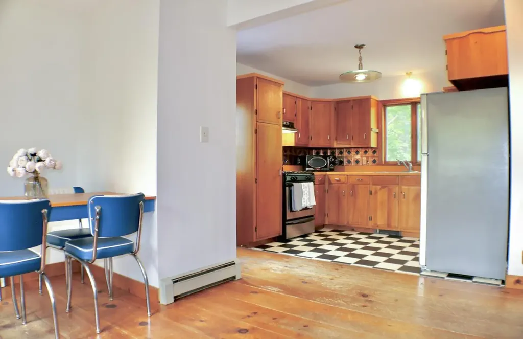 145 Linscott Road North Berwick ME 03906
