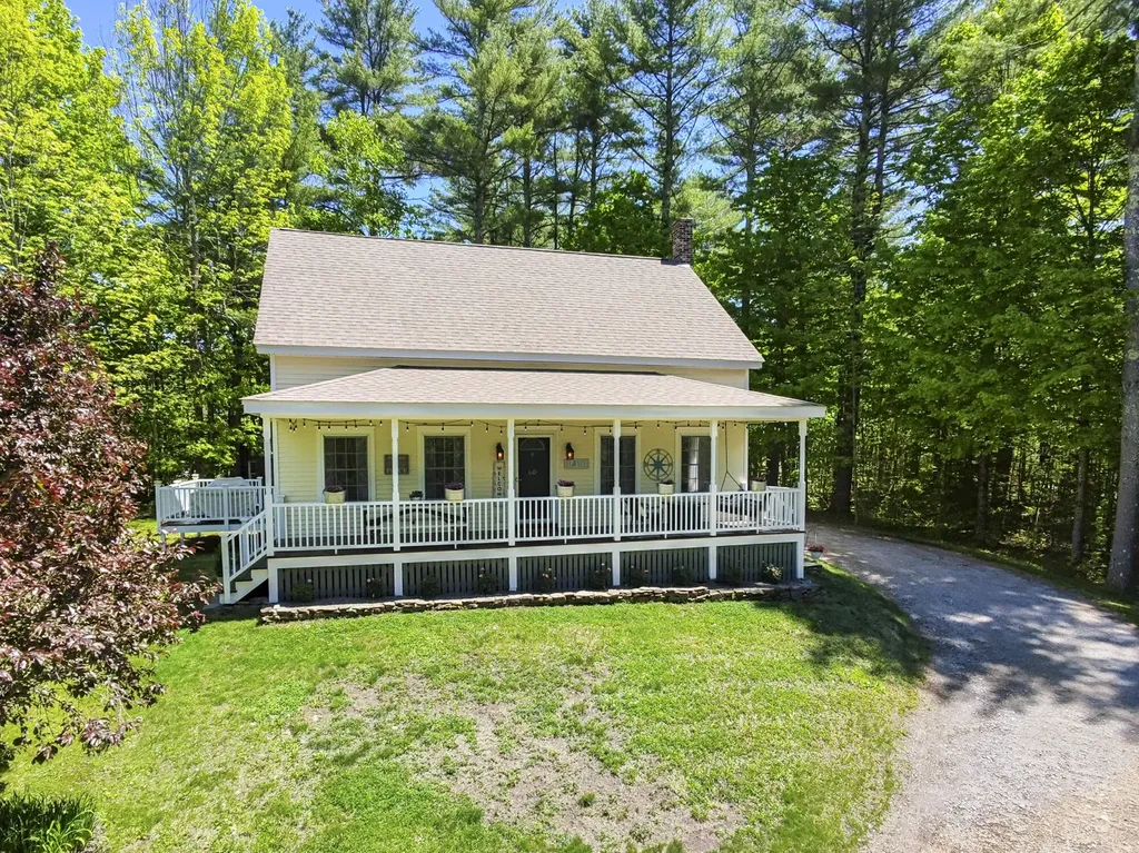 62 Wescott Road Gorham ME 04038