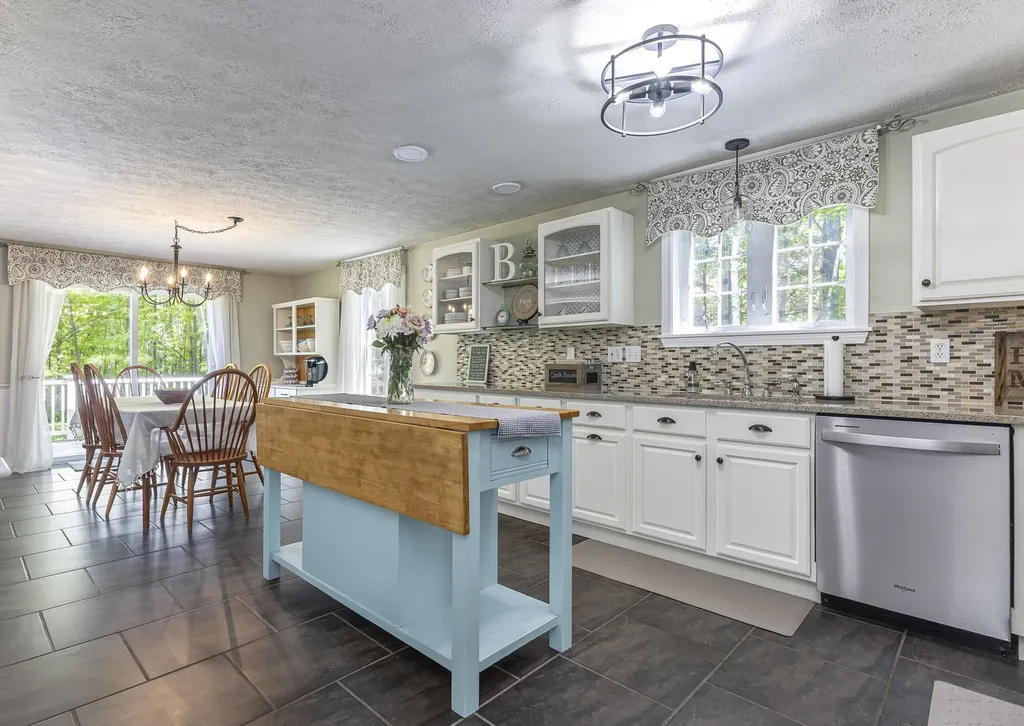 62 Wescott Road Gorham ME 04038