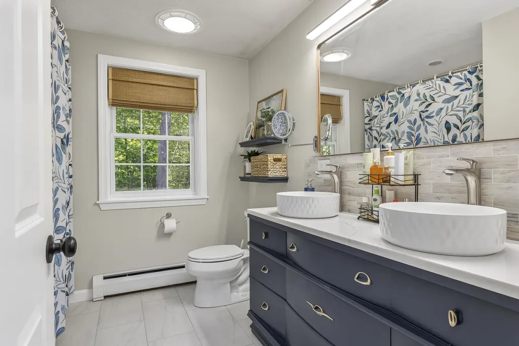 62 Wescott Road Gorham ME 04038