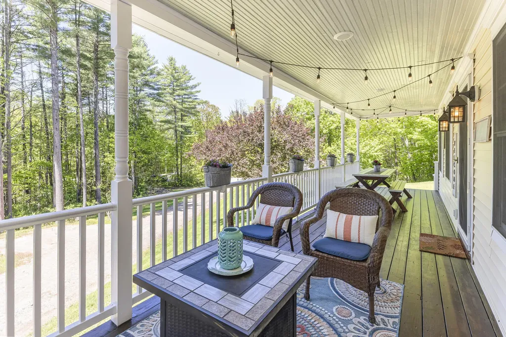 62 Wescott Road Gorham ME 04038