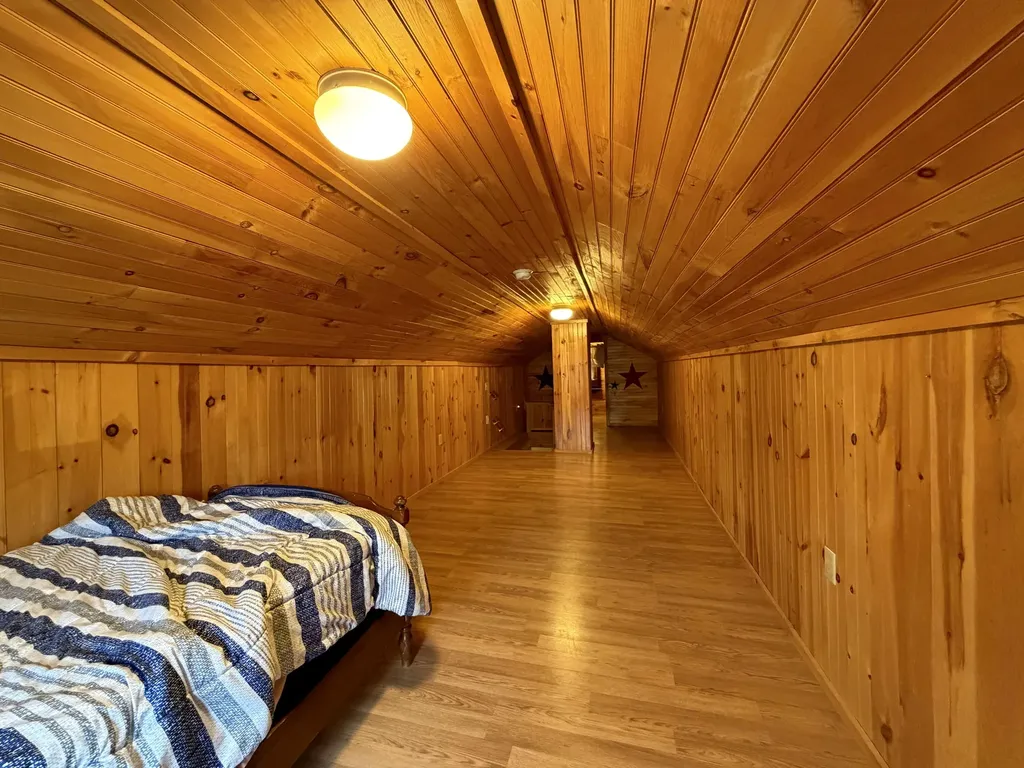 5 Spruce Street East Millinocket ME 04430