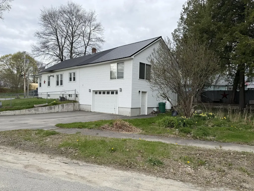 5 Spruce Street East Millinocket ME 04430