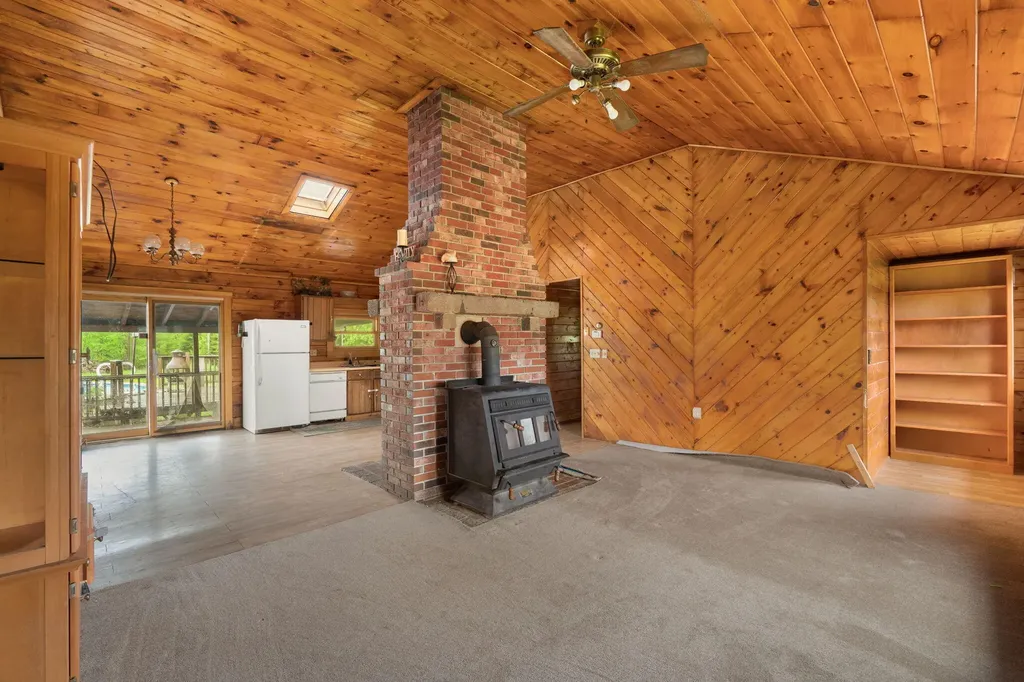 581 Rockland Road Somerville ME 04348