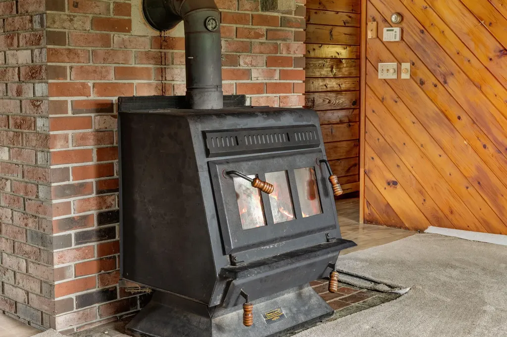 581 Rockland Road Somerville ME 04348